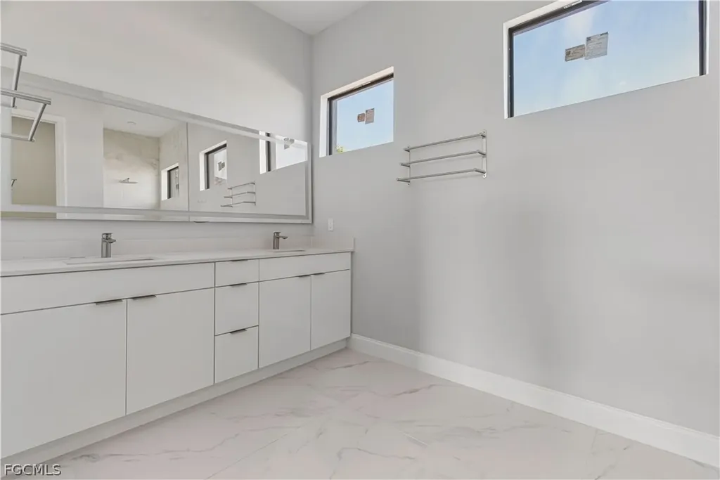 4214 NW 32nd Street Cape Coral FL 33993