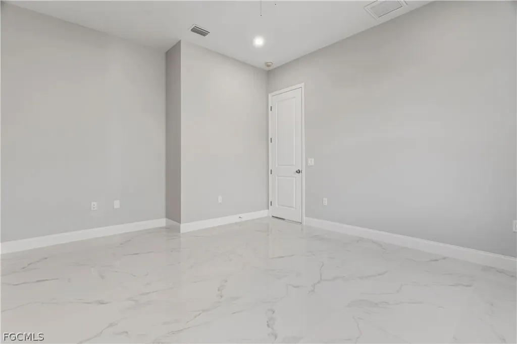 4214 NW 32nd Street Cape Coral FL 33993