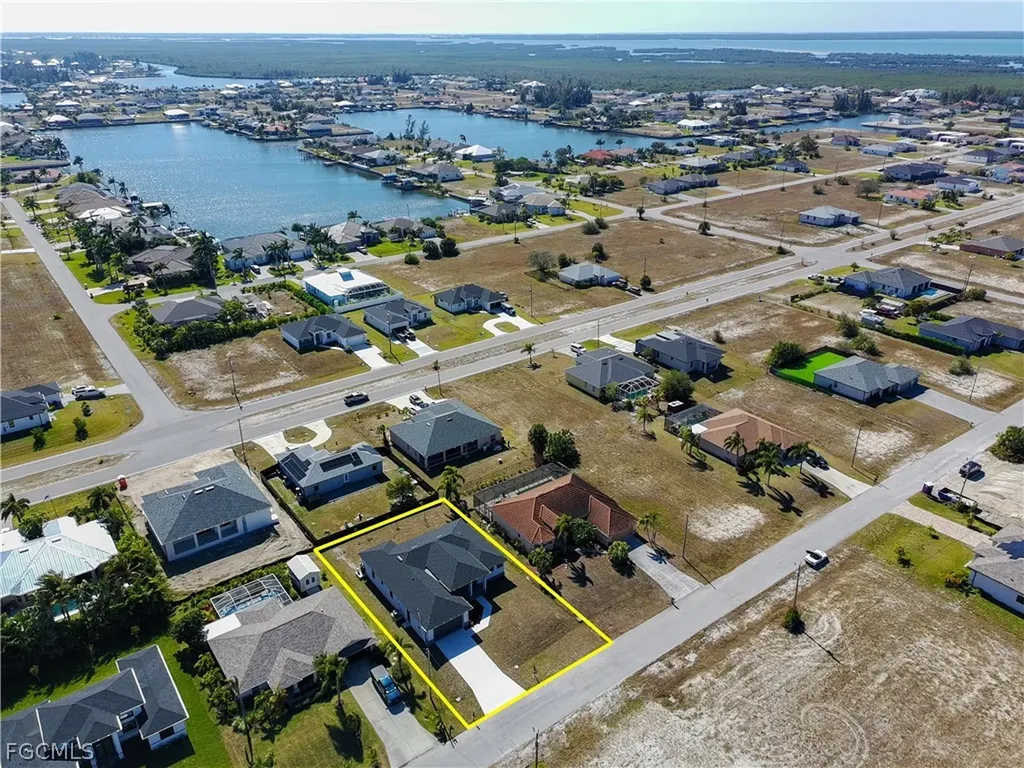 4214 NW 32nd Street Cape Coral FL 33993