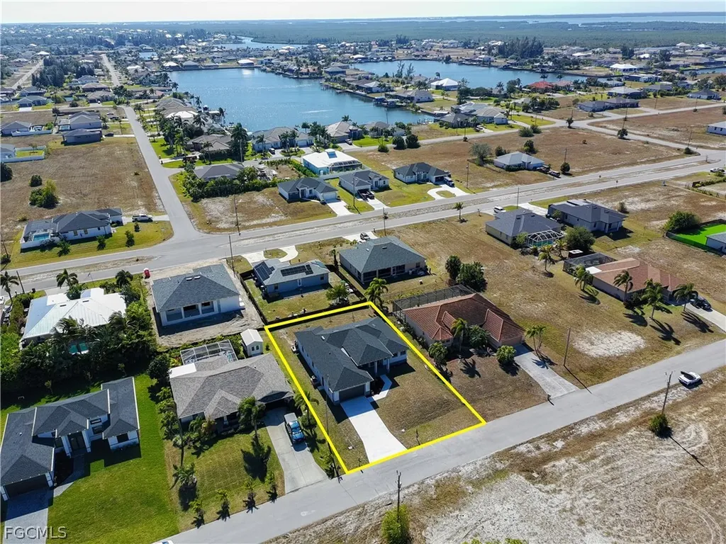 4214 NW 32nd Street Cape Coral FL 33993