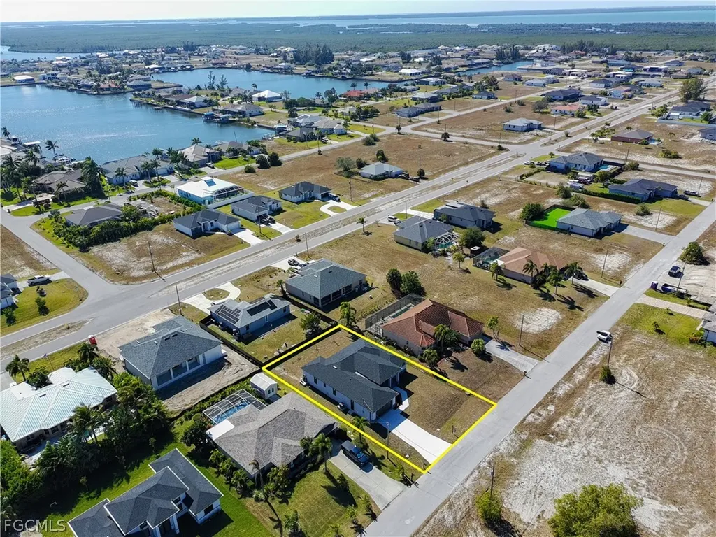 4214 NW 32nd Street Cape Coral FL 33993