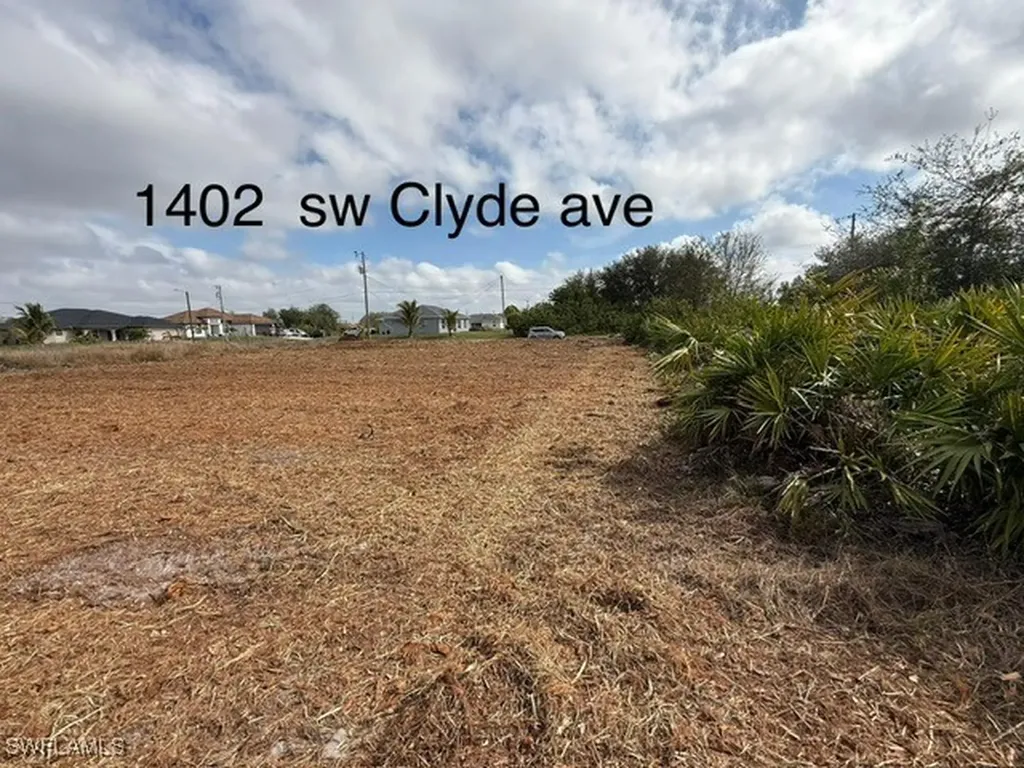 1402 Clyde Avenue S Lehigh Acres FL 33976