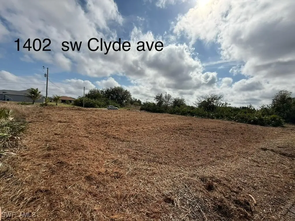 1402 Clyde Avenue S Lehigh Acres FL 33976