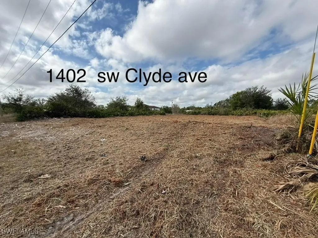 1402 Clyde Avenue S Lehigh Acres FL 33976