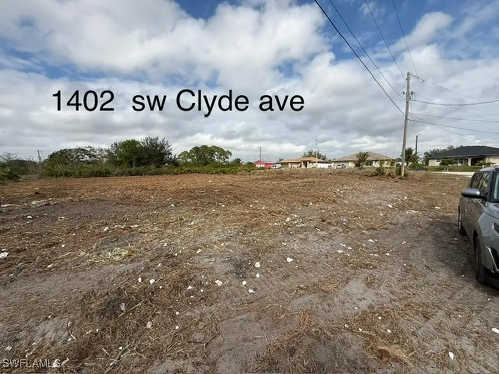 1402 Clyde Avenue S Lehigh Acres FL 33976
