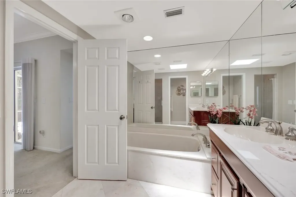 5929 Chanteclair Drive Naples FL 34108