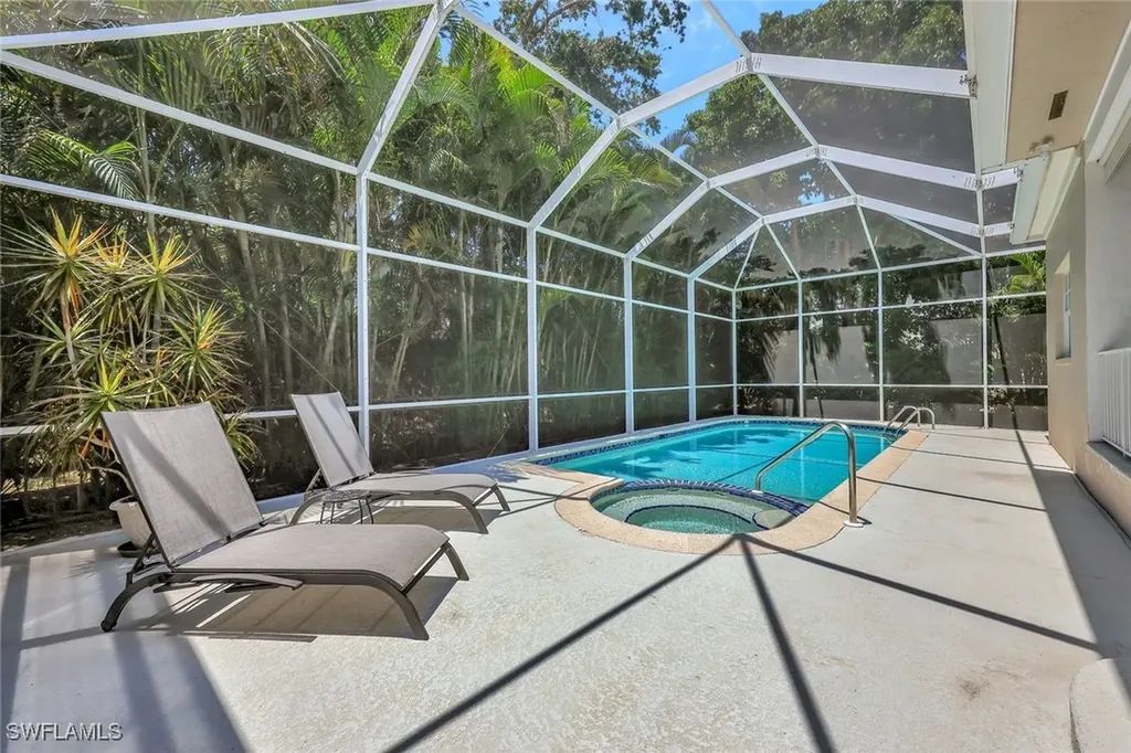 5929 Chanteclair Drive Naples FL 34108