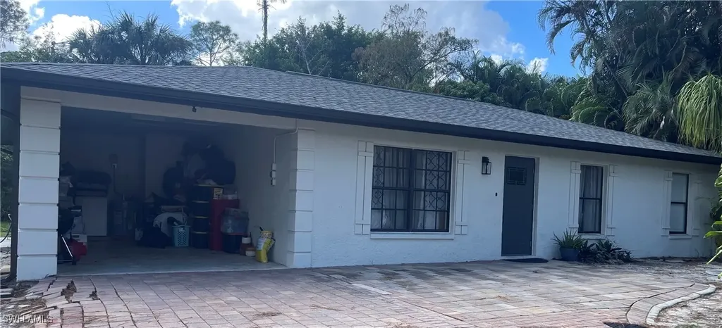 4960 Coral Wood Drive Naples FL 34119