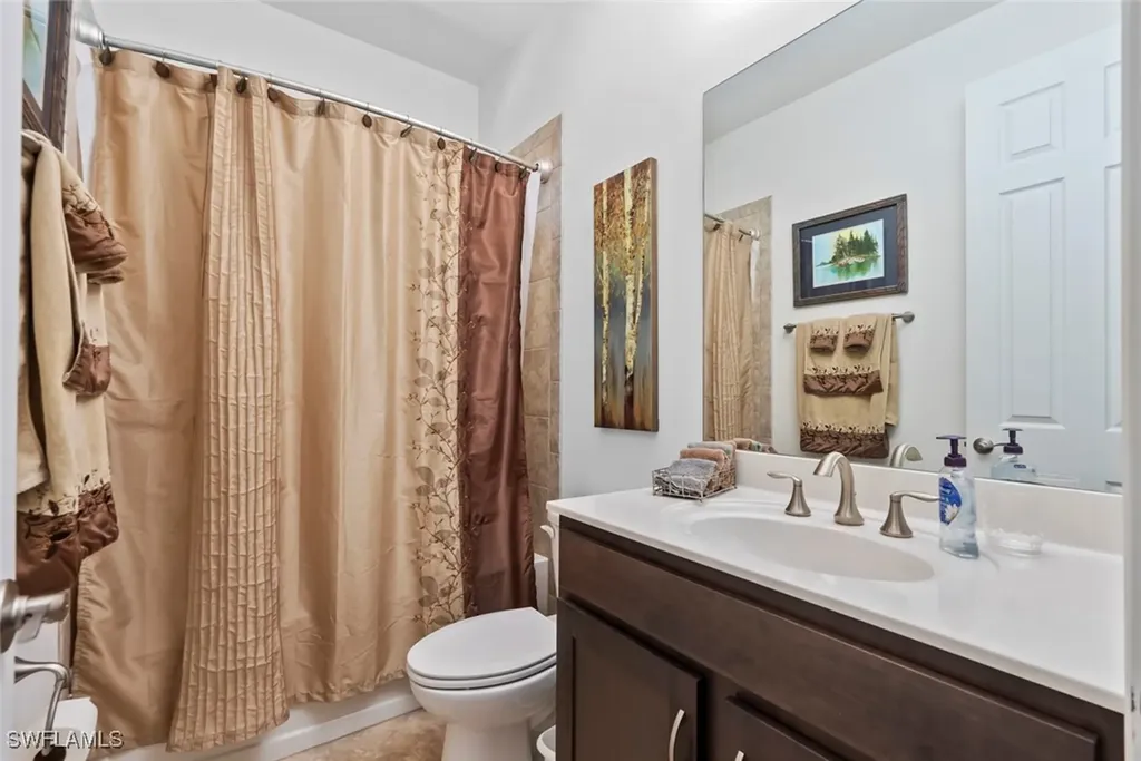 3117 Amadora Circle Cape Coral FL 33909