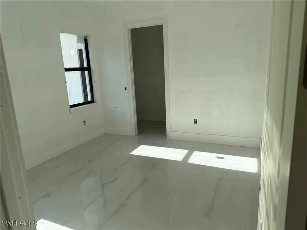 524 22nd Avenue NW Naples FL 34120