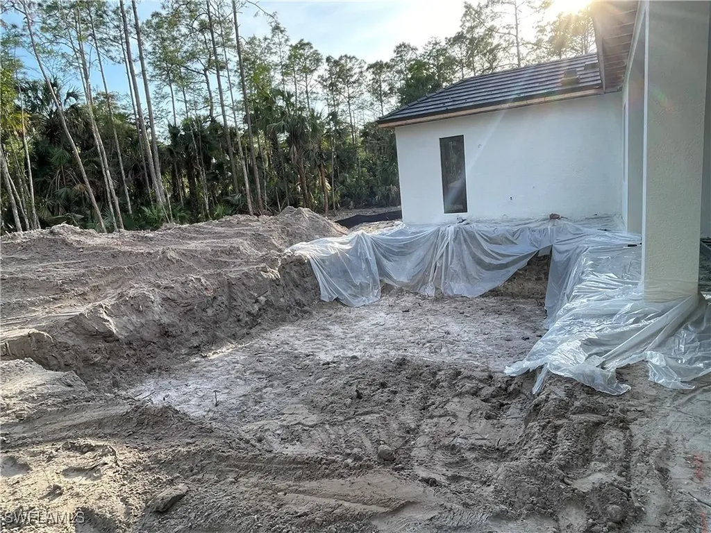 524 22nd Avenue NW Naples FL 34120