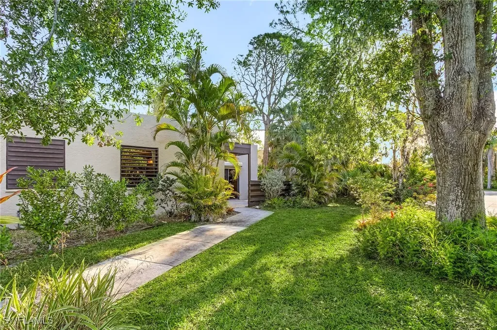 124 Pinebrook Drive Fort Myers FL 33907