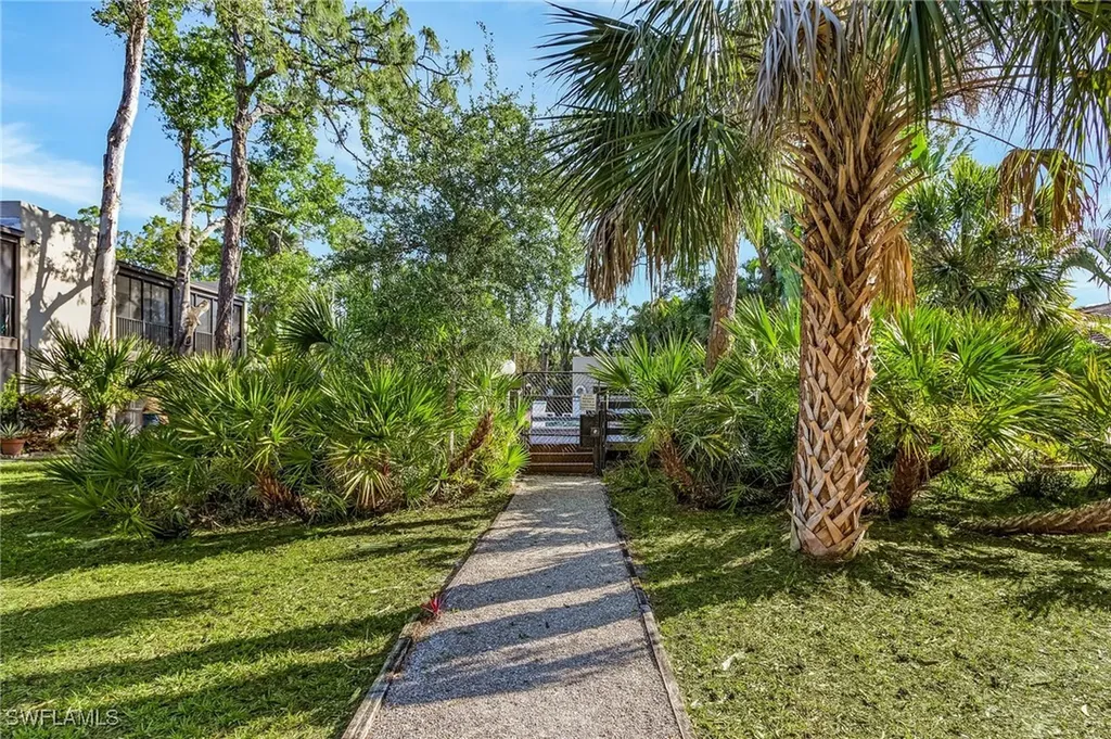 124 Pinebrook Drive Fort Myers FL 33907