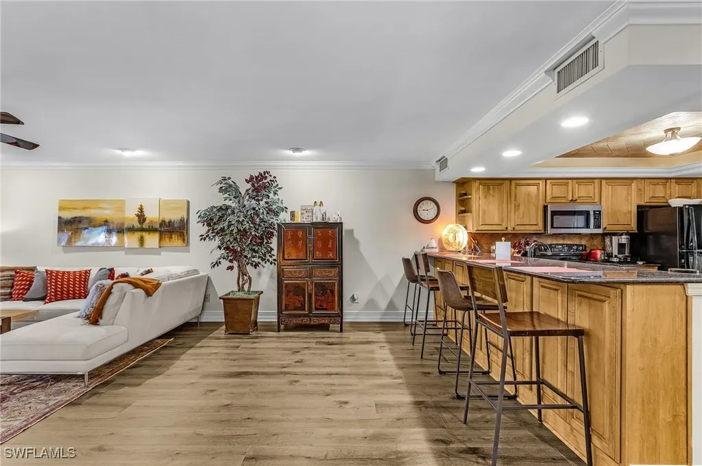 124 Pinebrook Drive Fort Myers FL 33907