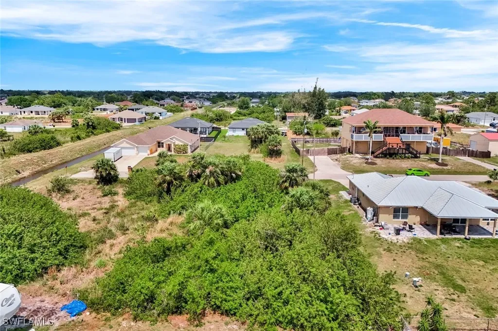 3915 21st Street SW Lehigh Acres FL 33976