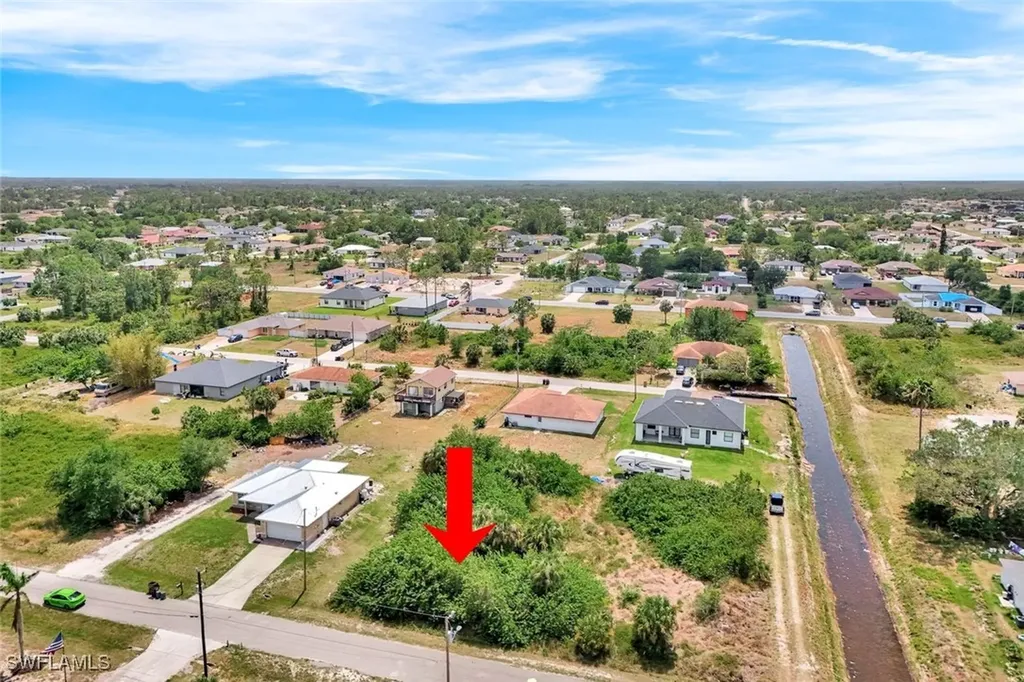 3915 21st Street SW Lehigh Acres FL 33976