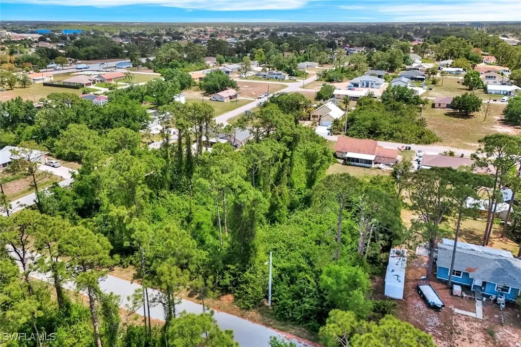 204 John Avenue N Lehigh Acres FL 33971