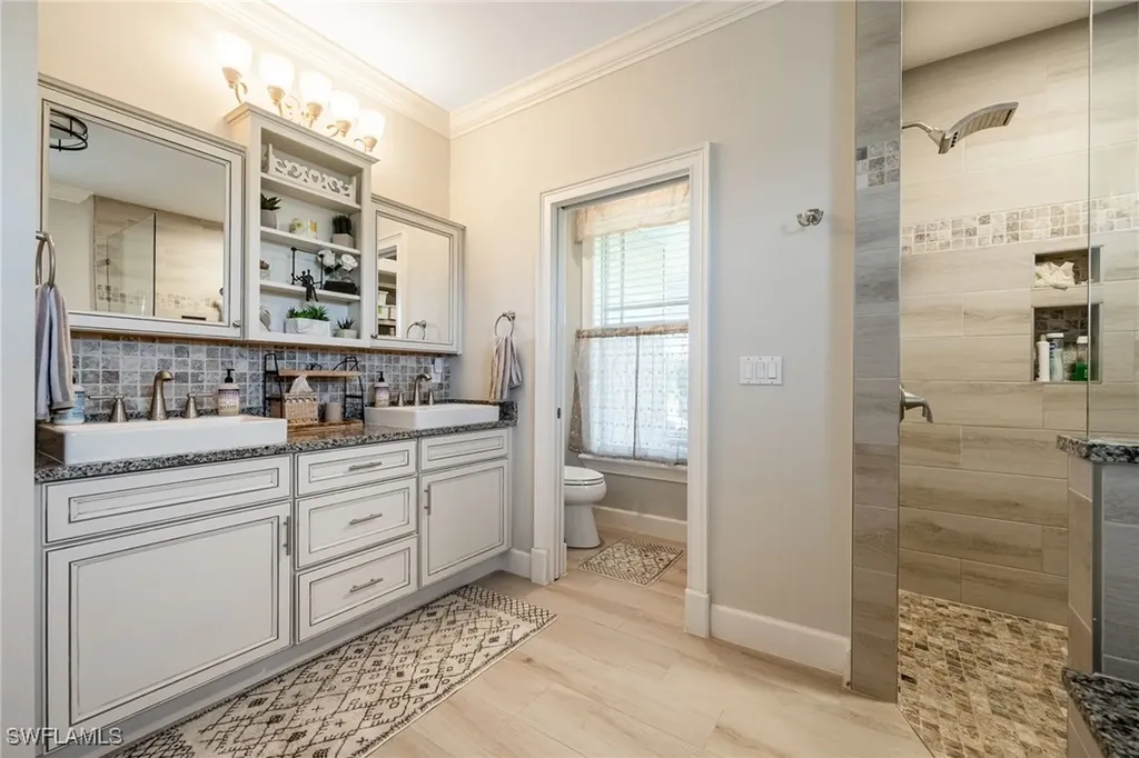 16900 N River Road Alva FL 33920