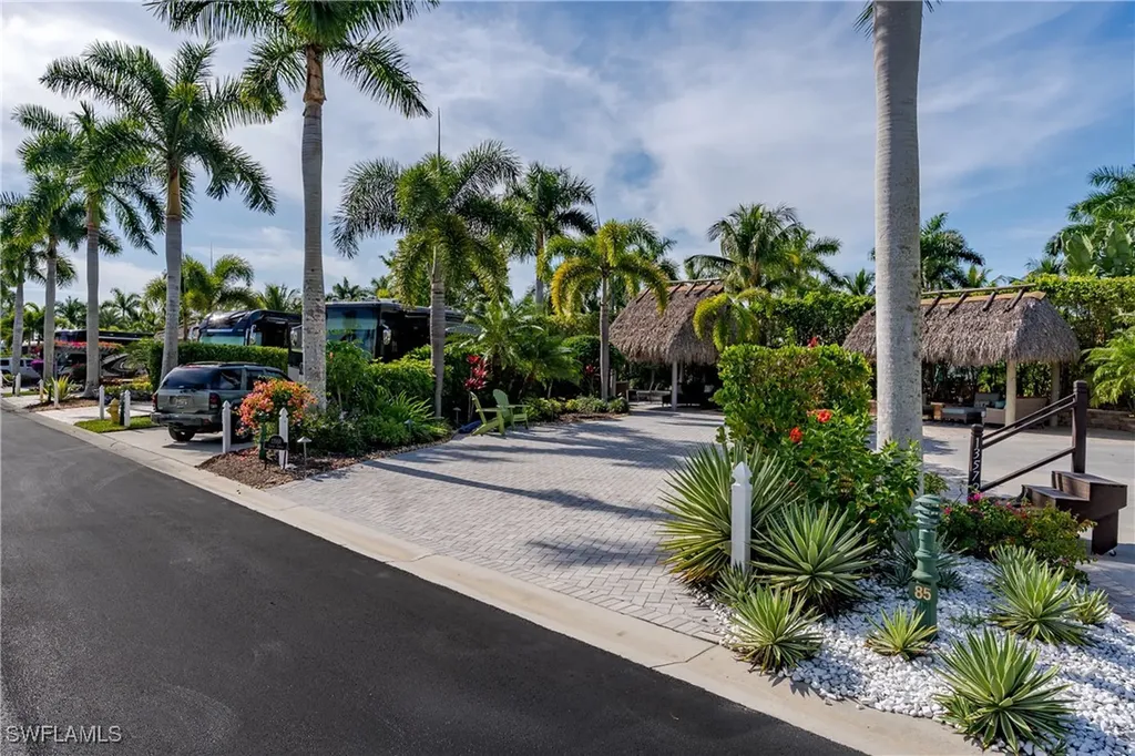 13568 Snook Circle Naples FL 34114