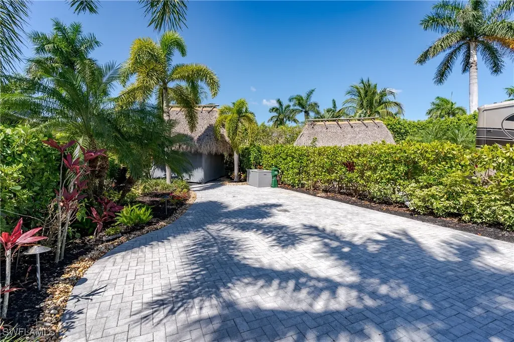 13568 Snook Circle Naples FL 34114