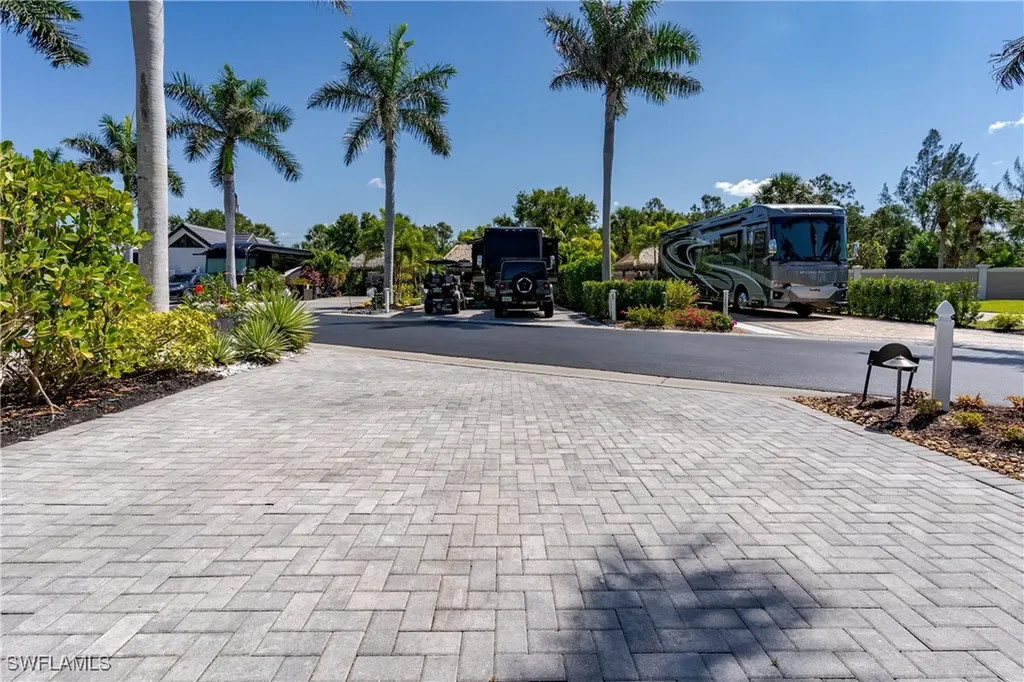13568 Snook Circle Naples FL 34114