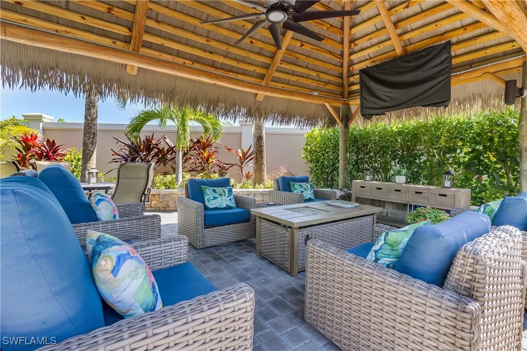 13627 Snook Circle Naples FL 34114