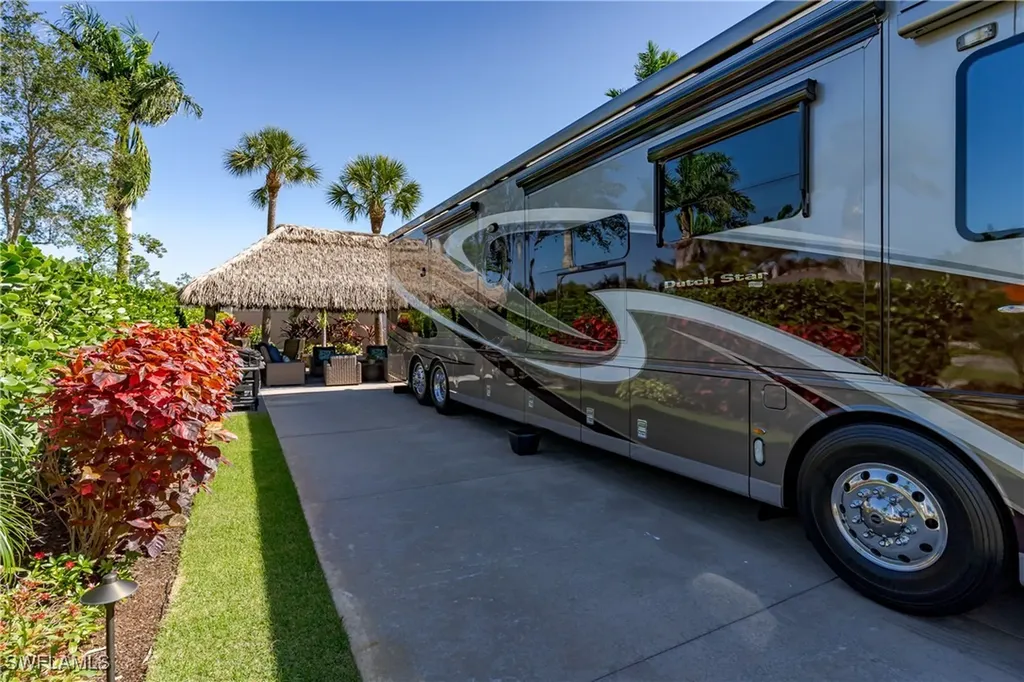 13627 Snook Circle Naples FL 34114