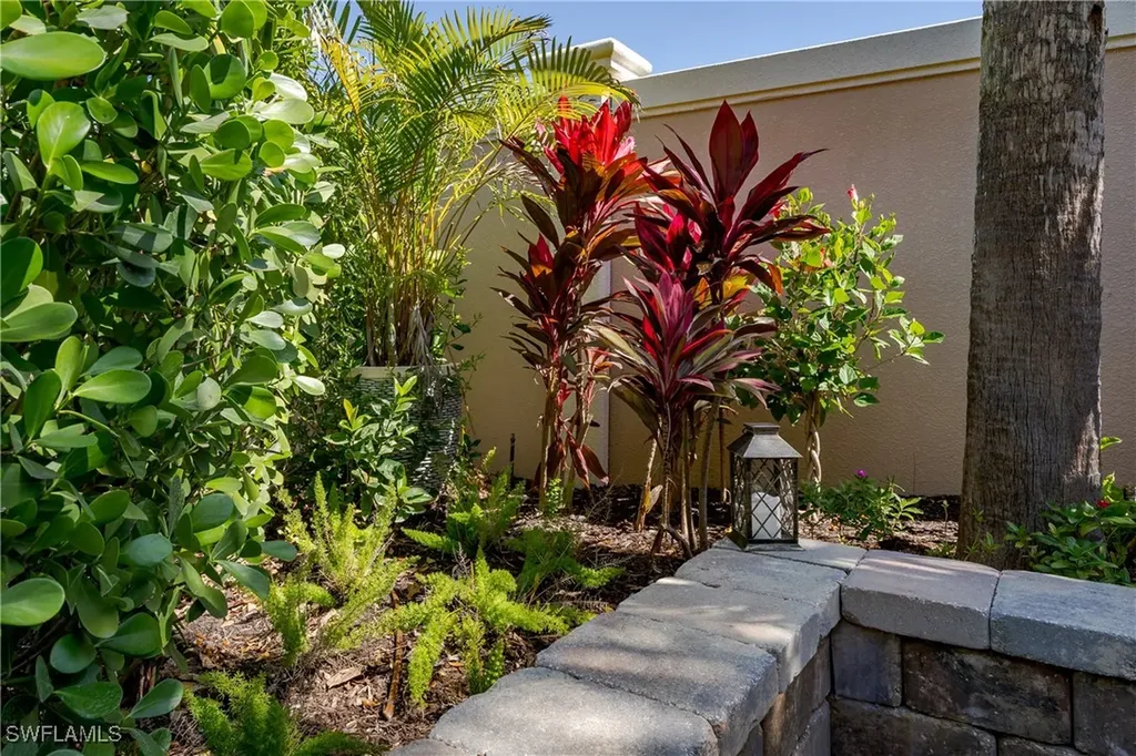 13627 Snook Circle Naples FL 34114