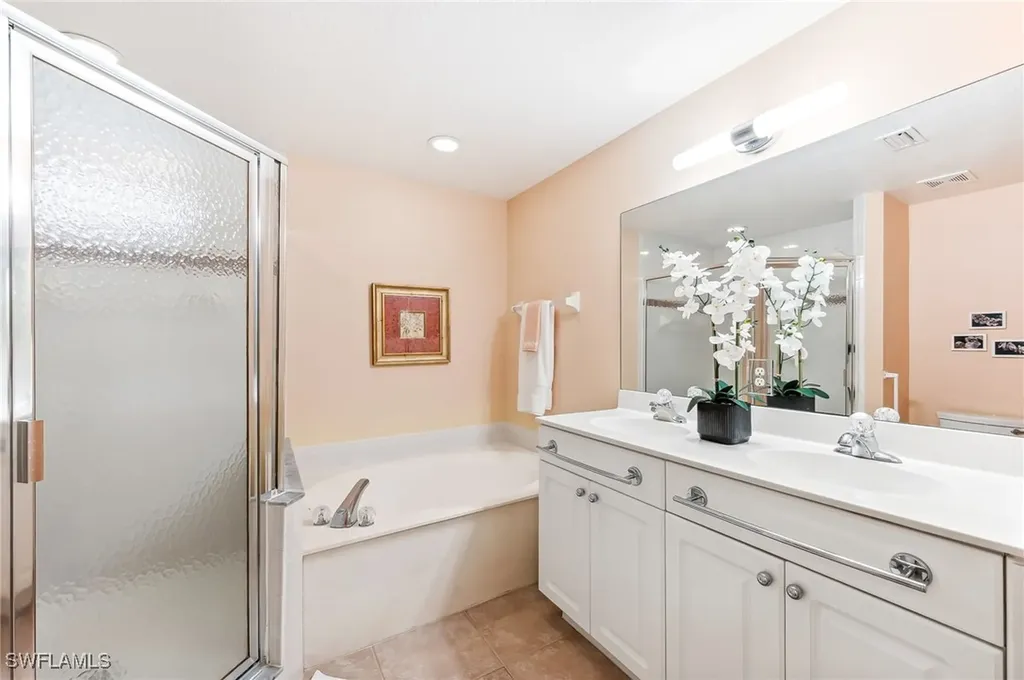 6765 Huntington Lakes Circle Naples FL 34119