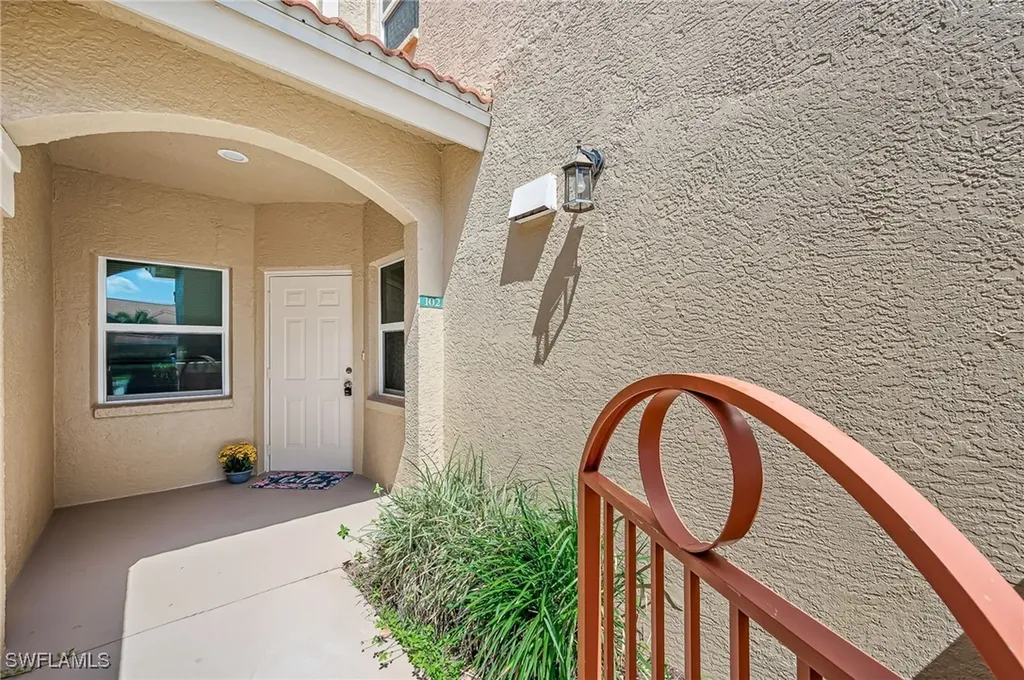 6765 Huntington Lakes Circle Naples FL 34119