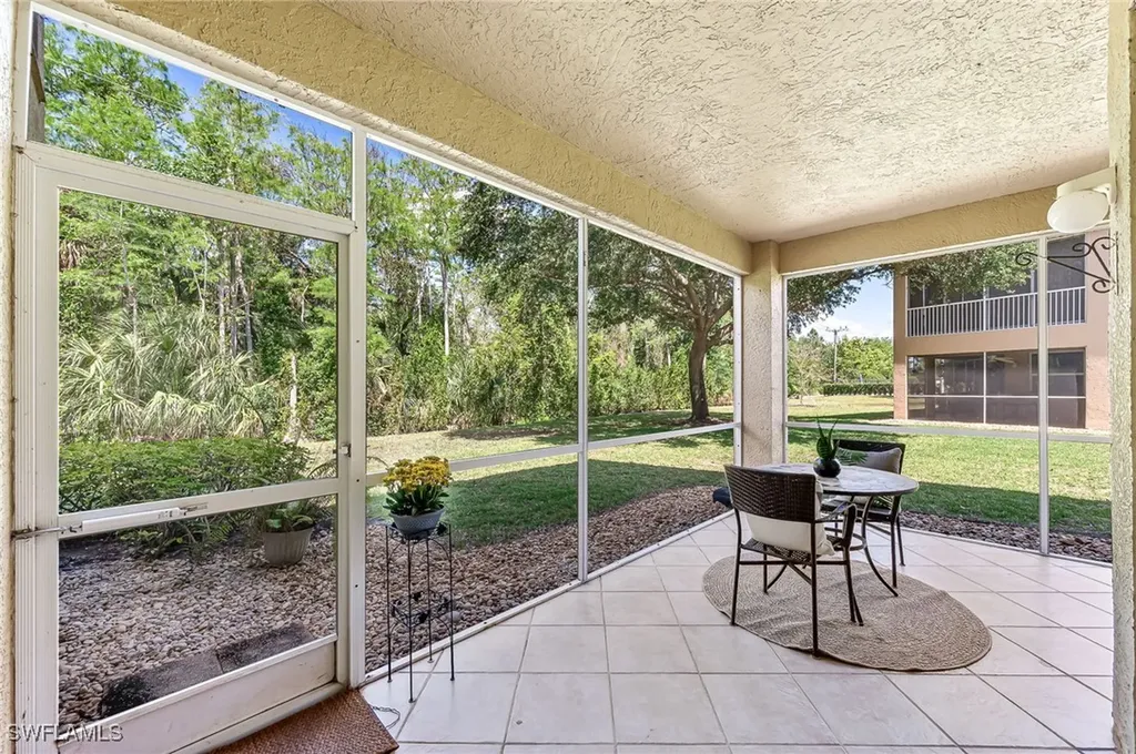 6765 Huntington Lakes Circle Naples FL 34119