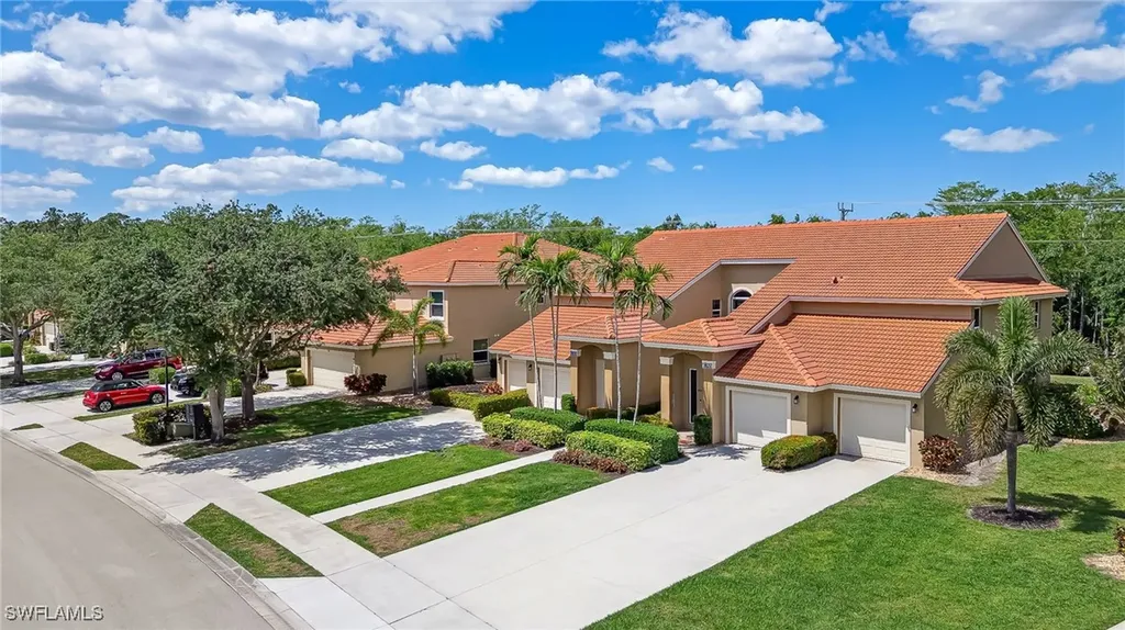 6765 Huntington Lakes Circle Naples FL 34119
