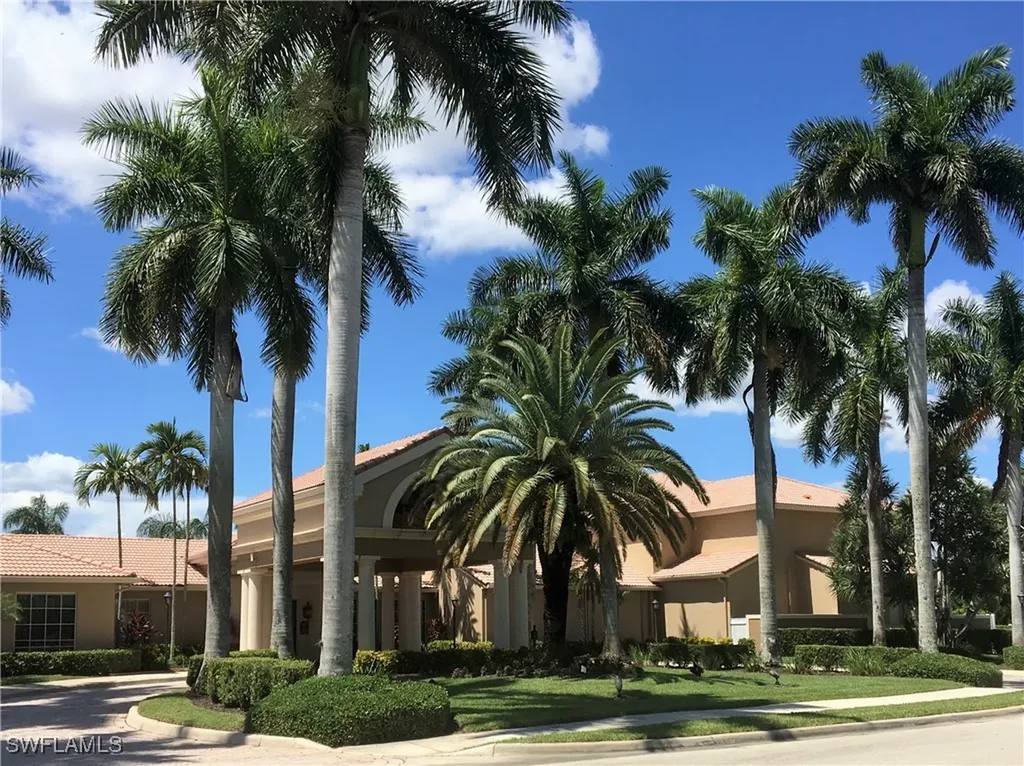 6765 Huntington Lakes Circle Naples FL 34119