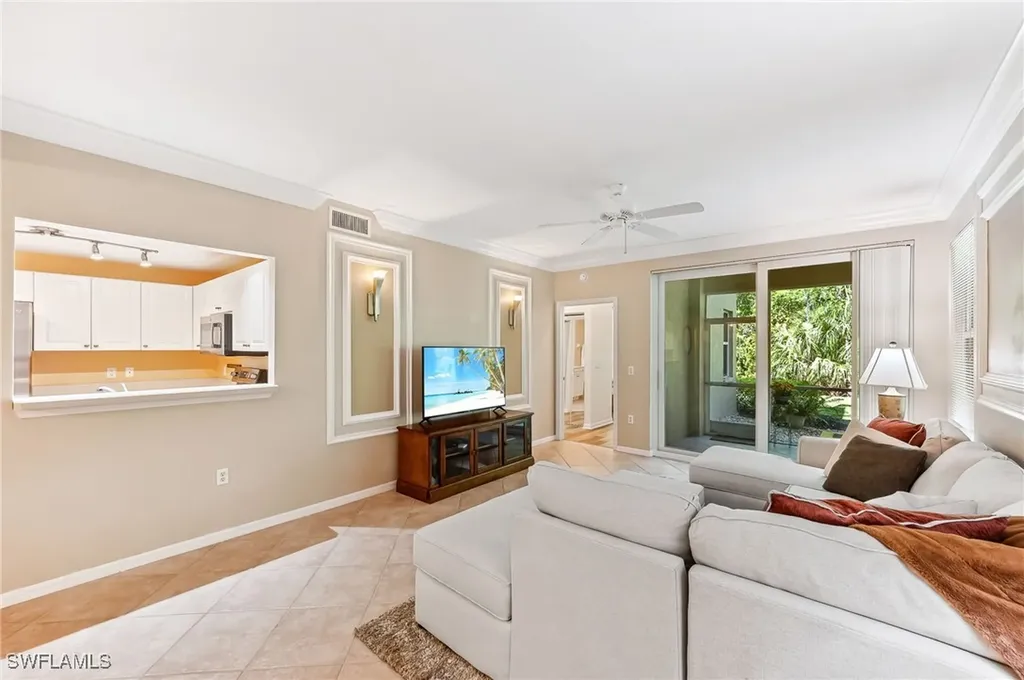 6765 Huntington Lakes Circle Naples FL 34119