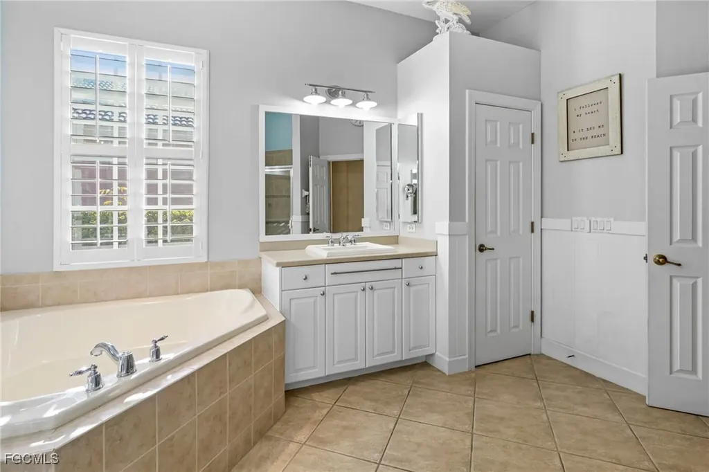 5589 Whispering Willow Way Fort Myers FL 33908