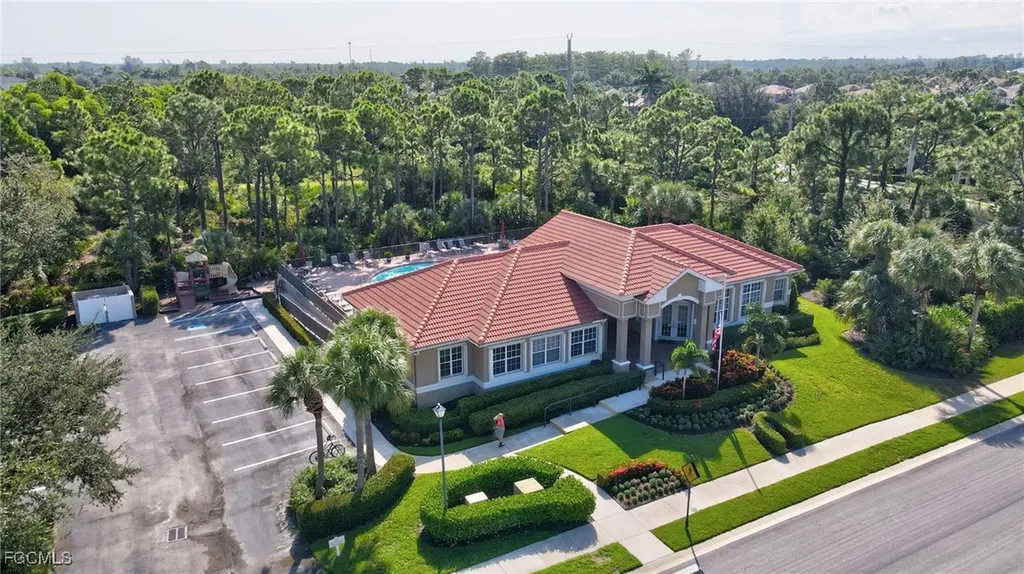 5589 Whispering Willow Way Fort Myers FL 33908