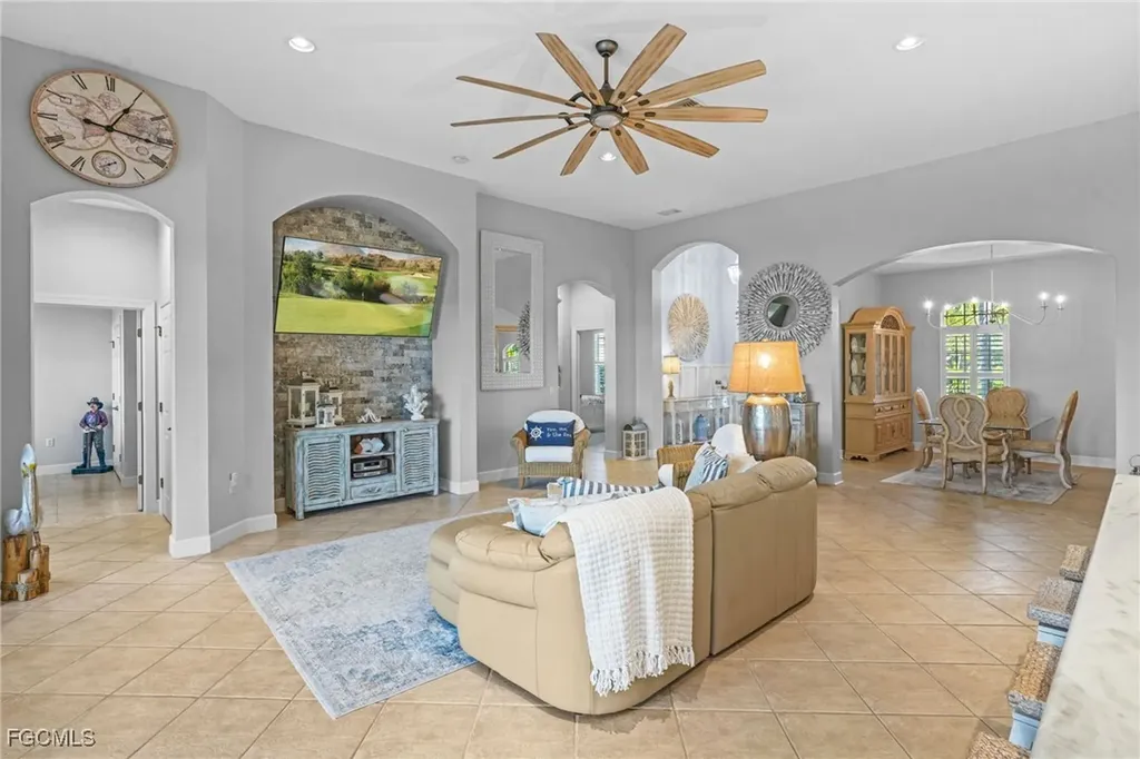 5589 Whispering Willow Way Fort Myers FL 33908