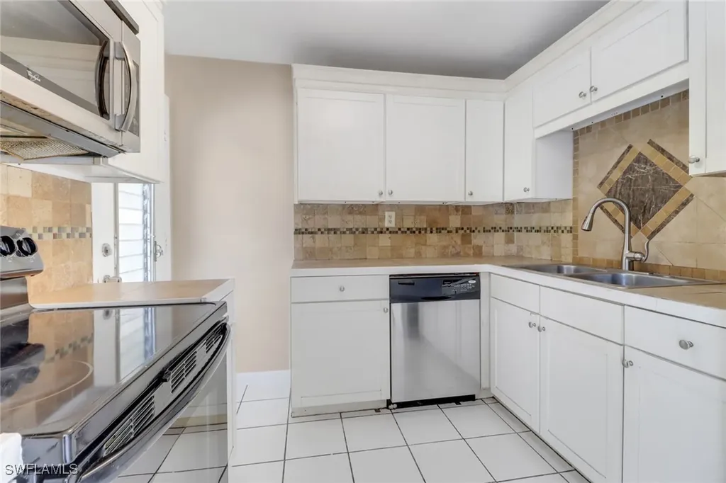 4931 Vincennes Court Cape Coral FL 33904