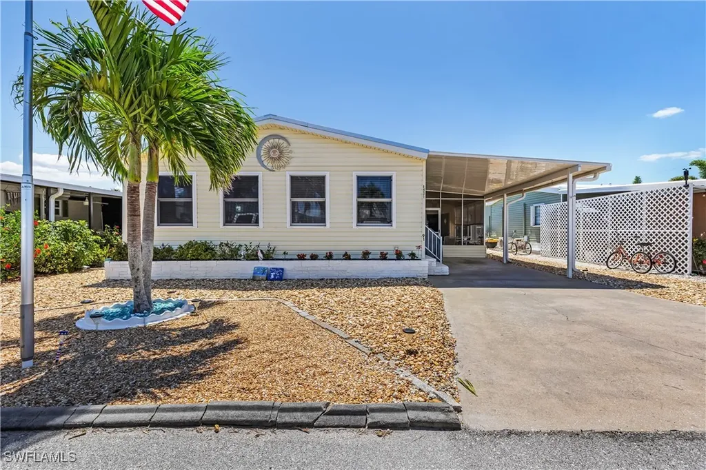 4931 Gulfgate Lane St. James City FL 33956