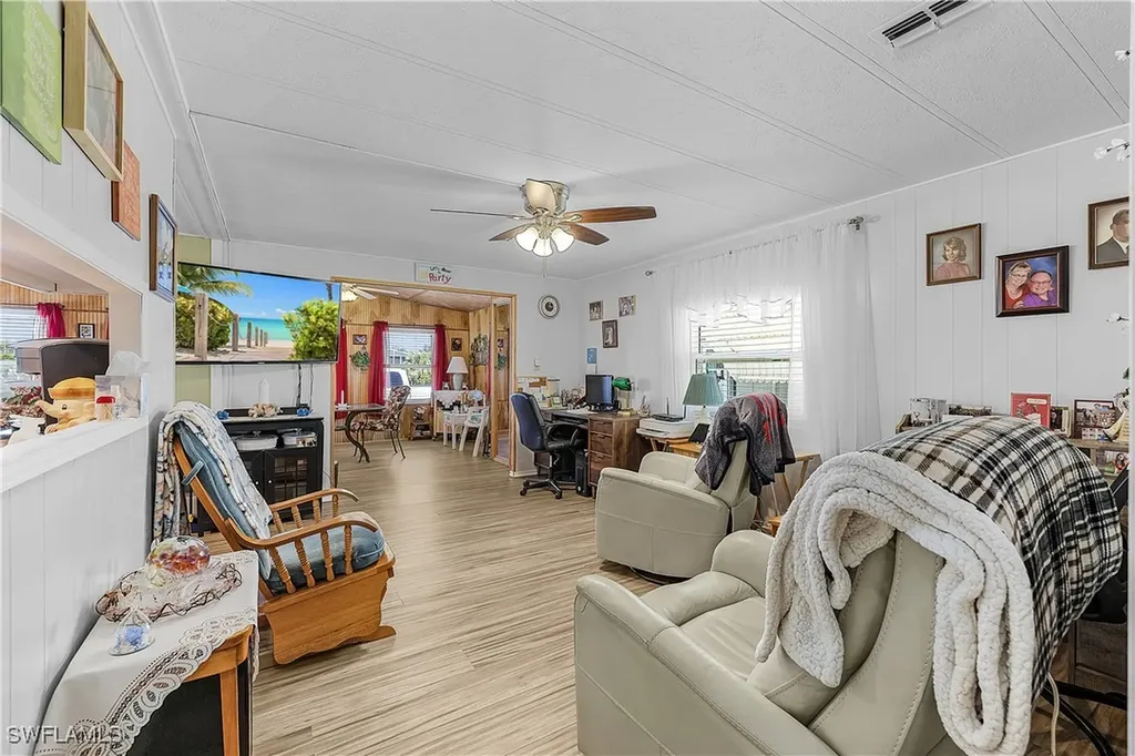 4931 Gulfgate Lane St. James City FL 33956