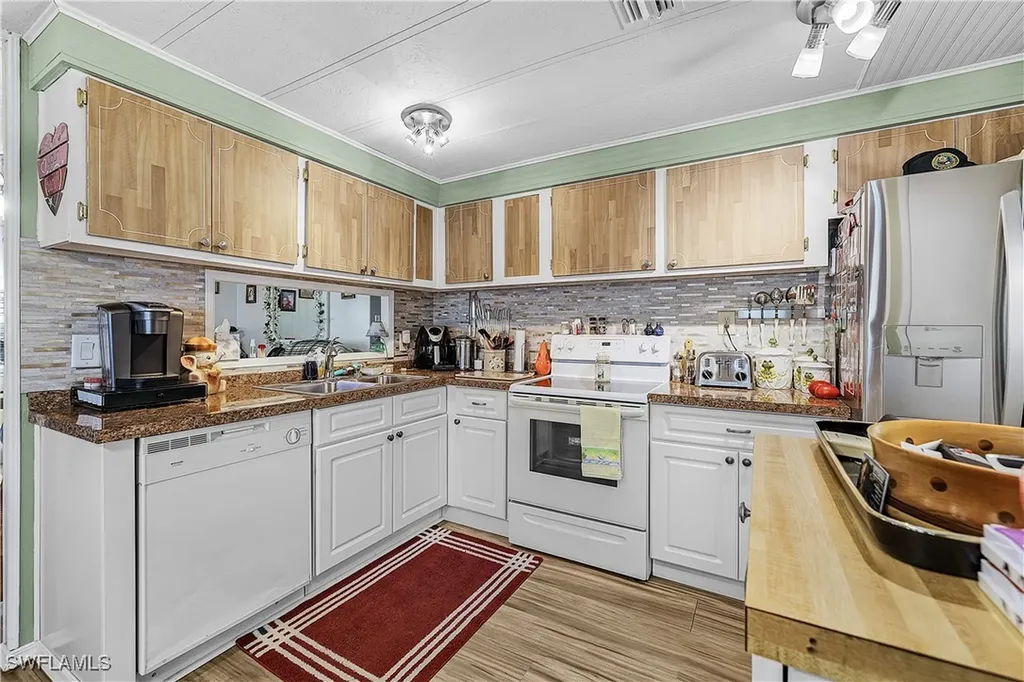 4931 Gulfgate Lane St. James City FL 33956