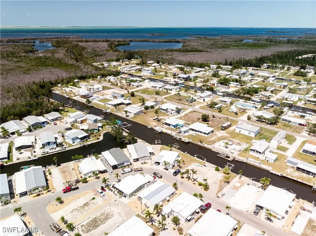 4931 Gulfgate Lane St. James City FL 33956