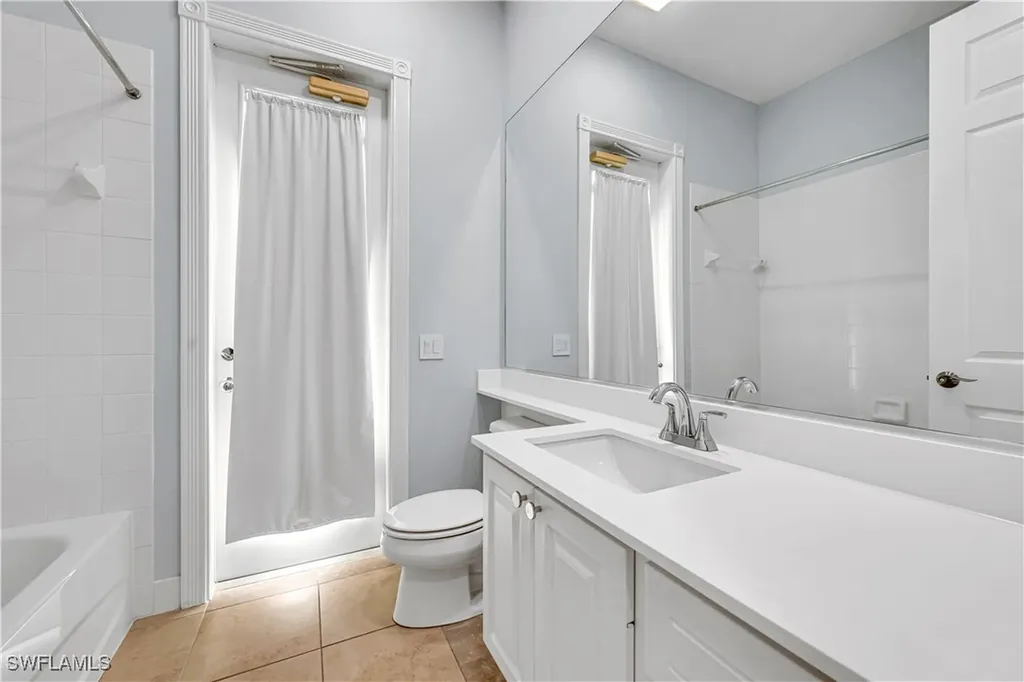 8013 Wilfredo Court Naples FL 34114