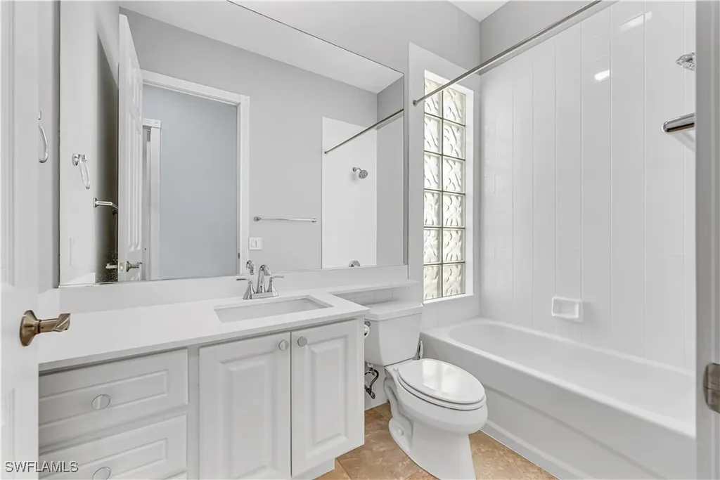 8013 Wilfredo Court Naples FL 34114