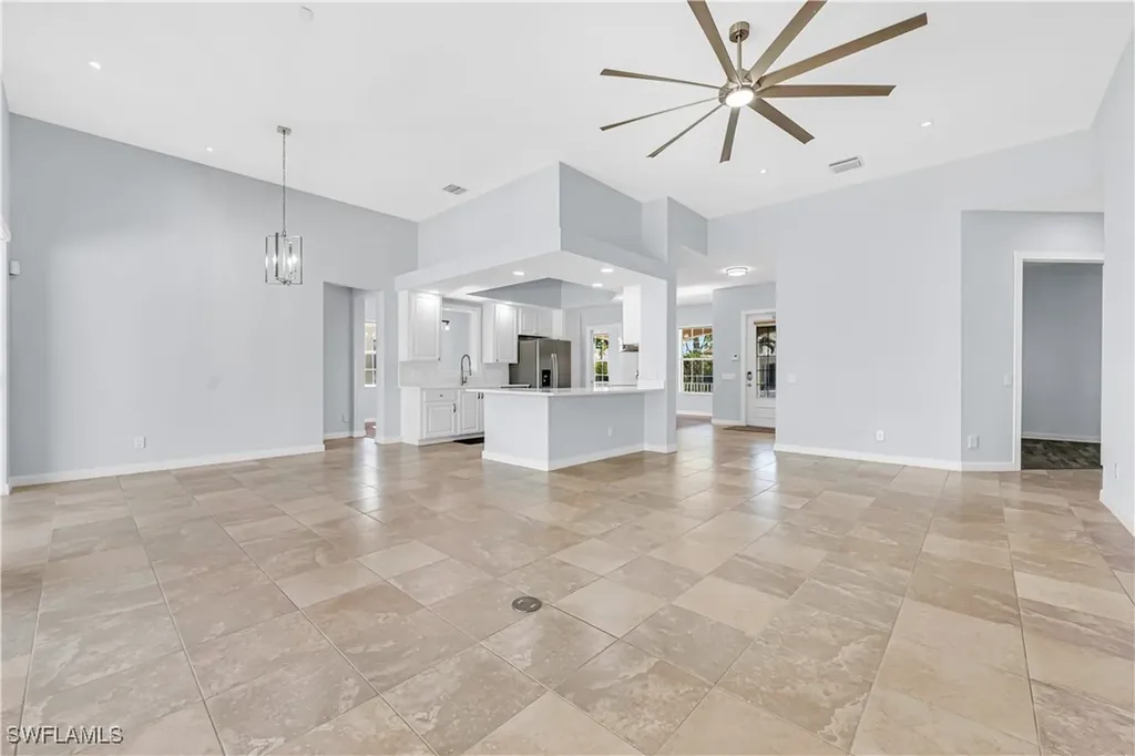 8013 Wilfredo Court Naples FL 34114