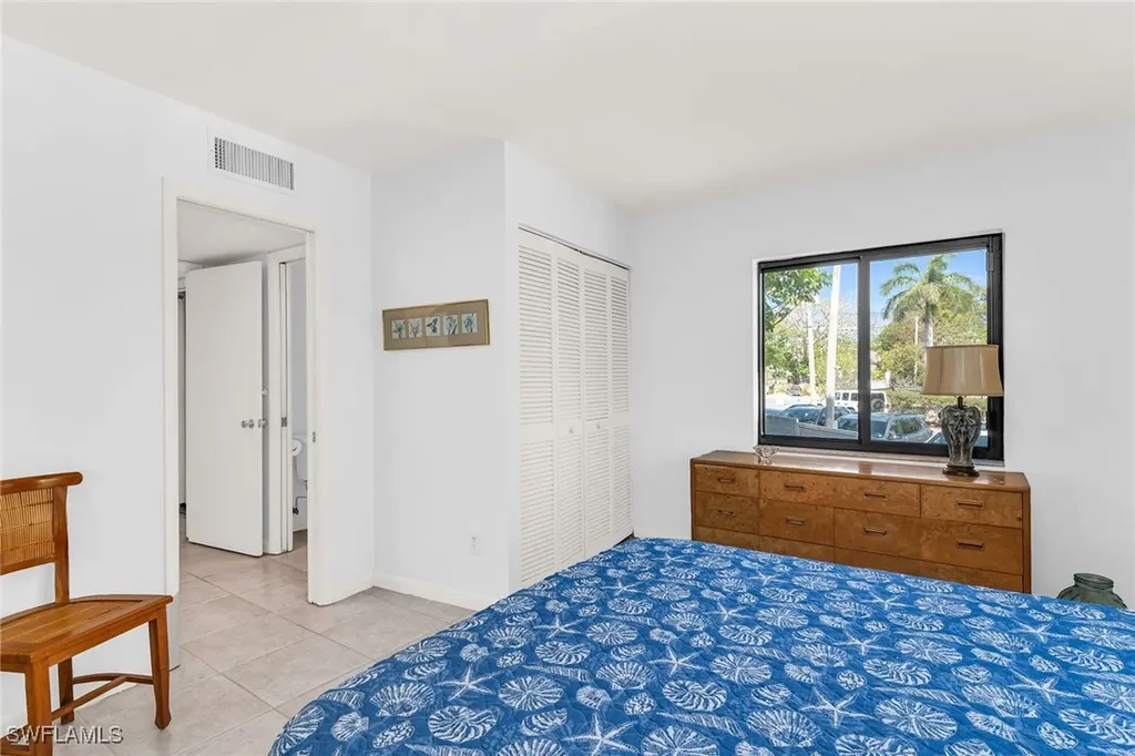 1085 Bald Eagle Drive Marco Island FL 34145