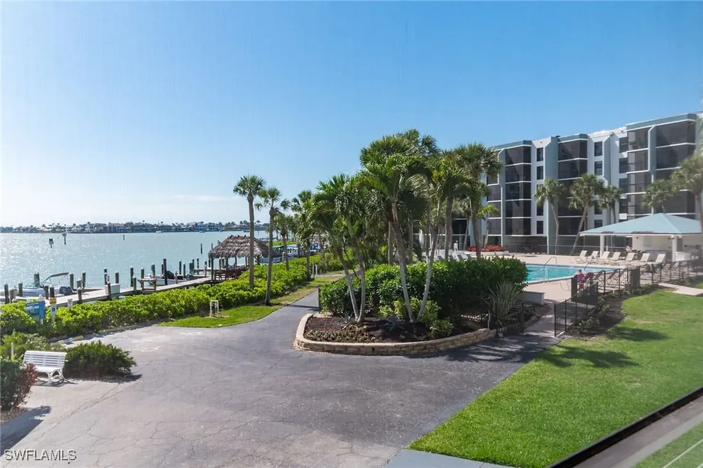 1085 Bald Eagle Drive Marco Island FL 34145