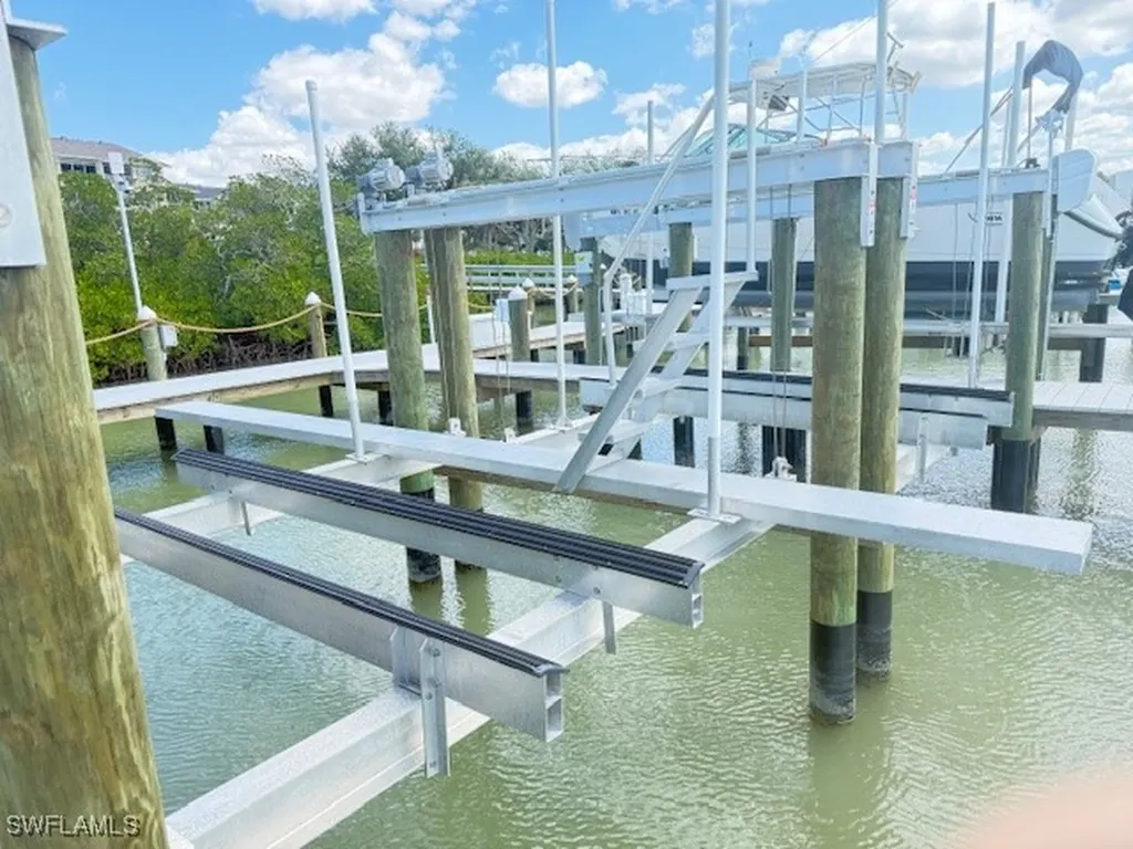 268B Wiggins Bay Drive Naples FL 34110