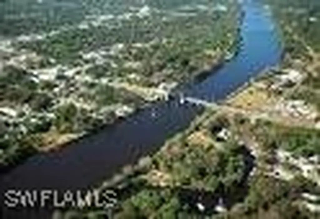 516 Holly Terrace Labelle FL 33935