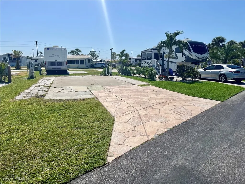 19681 Summerlin #211 Road Fort Myers FL 33908